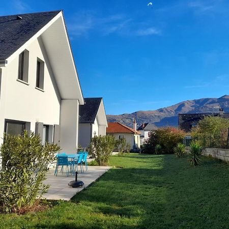 Gite Les Lys Fleurs Des Pyrenees Argelès-Gazost Eksteriør billede
